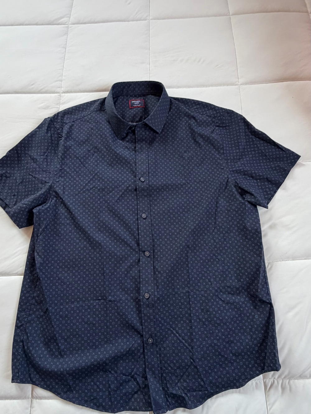 UNTUCKit Navy Short-Sleeve Button-Down with Micro Pattern